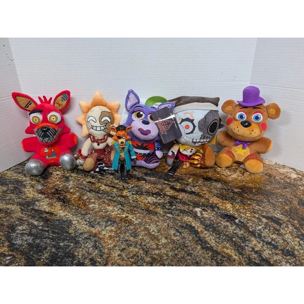 Five Nights at Freddy’s Funko Rockstar Plush Lot & Figure